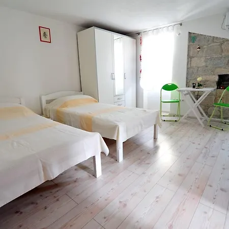 Apartment Ivana *